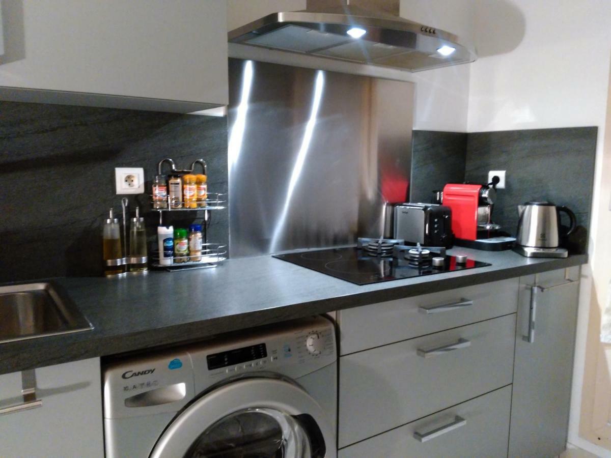 Bel Et Spacieux Appartement De 84 M² Avec Parking Tres Proche Du Metro Garibaldi Lyon Bagian luar foto