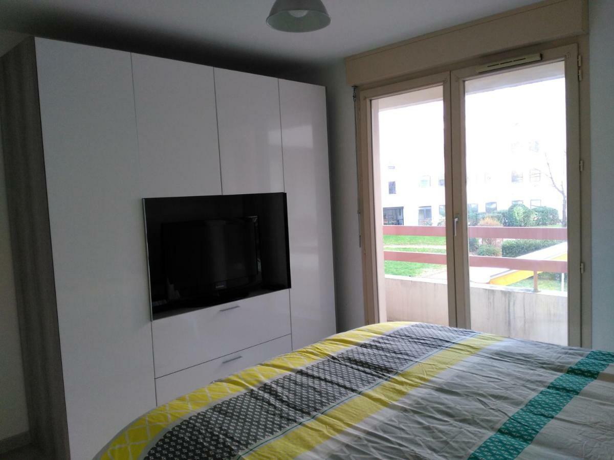 Bel Et Spacieux Appartement De 84 M² Avec Parking Tres Proche Du Metro Garibaldi Lyon Bagian luar foto
