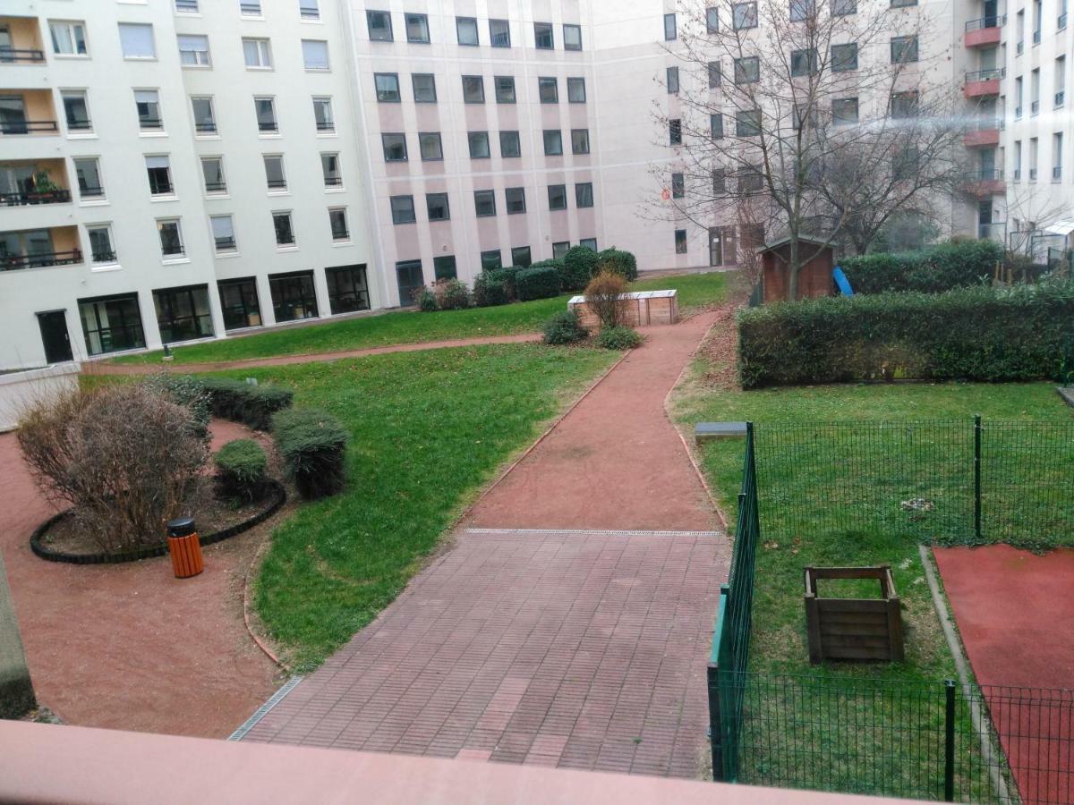 Bel Et Spacieux Appartement De 84 M² Avec Parking Tres Proche Du Metro Garibaldi Lyon Bagian luar foto