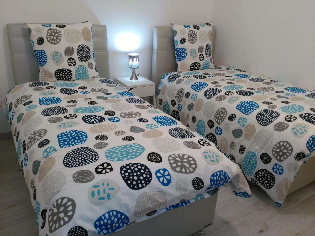 Bel Et Spacieux Appartement De 84 M² Avec Parking Tres Proche Du Metro Garibaldi Lyon Bagian luar foto